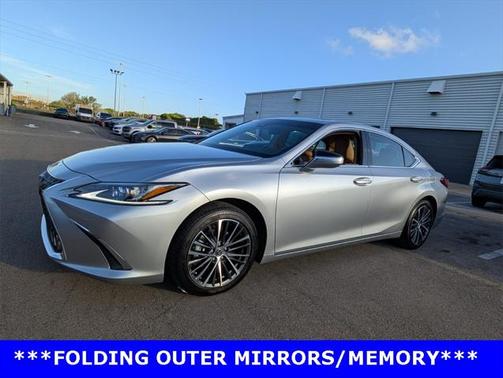 2025 Lexus ES 350 Base