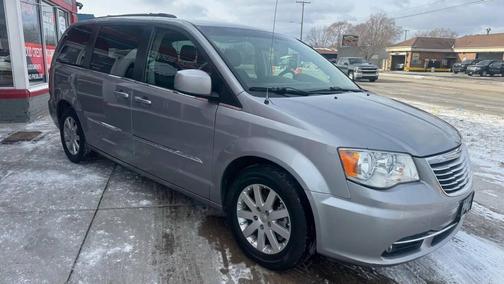2015 Chrysler Town & Country Touring