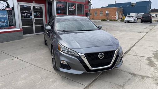 2021 Nissan Altima 2.5 SV