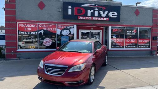 2011 Chrysler 200 Touring