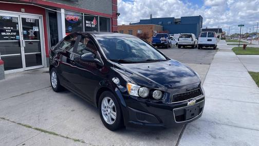 2016 Chevrolet Sonic LT