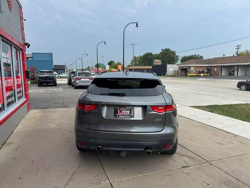 Gray 2017 Jaguar F-PACE 35t R-Sport