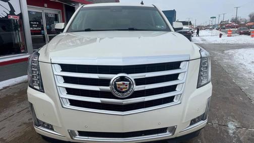 White Diamond Tricoat 2015 Cadillac Escalade ESV Sport