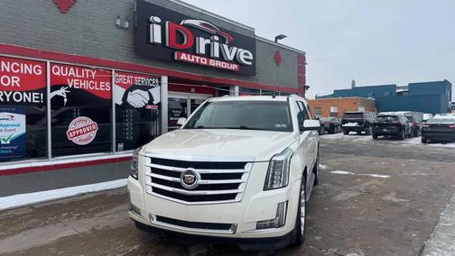 White Diamond Tricoat 2015 Cadillac Escalade ESV Sport