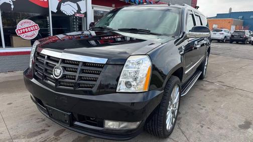 2011 Cadillac Escalade ESV Standard