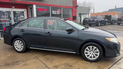 2012 Toyota Camry LE