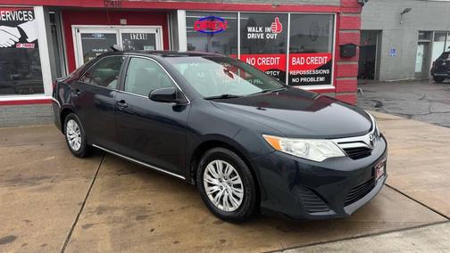 2012 Toyota Camry LE
