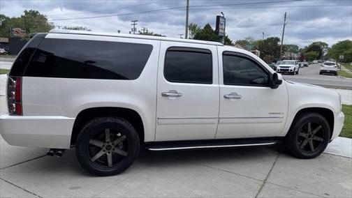 2011 GMC Yukon XL Denali