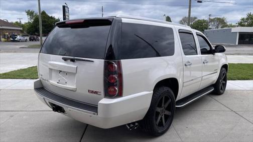 2011 GMC Yukon XL Denali