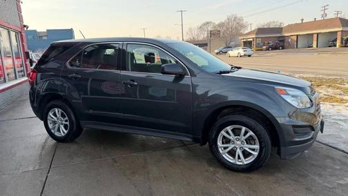 2017 Chevrolet Equinox LS