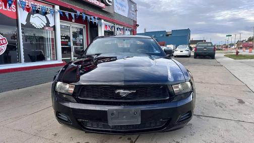 2011 Ford Mustang V6