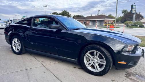 2011 Ford Mustang V6