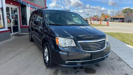 2014 Chrysler Town & Country Touring