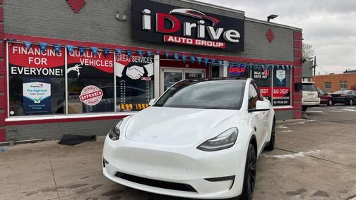 2022 Tesla Model Y Long Range Dual Motor All-Wheel Drive