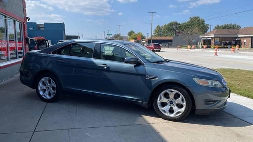 2010 Ford Taurus SEL