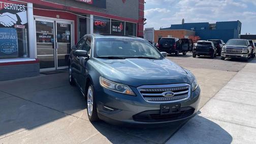 2010 Ford Taurus SEL