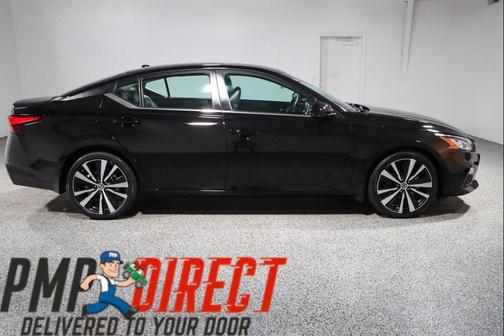 Super Black 2021 Nissan Altima SR FWD