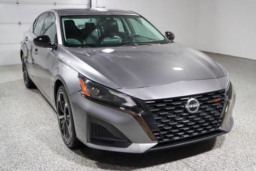 2023 Nissan Altima SR FWD