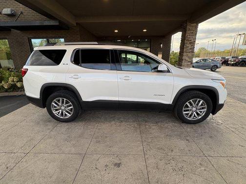 2018 GMC Acadia SLE-2