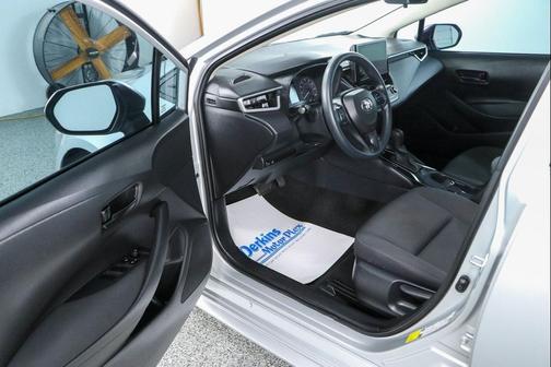 Classic Silver Metallic 2023 Toyota Corolla LE