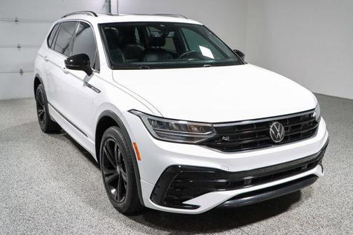 Opal White Pearl 2024 Volkswagen Tiguan 2.0T SE R-Line Black