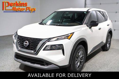 Glacier White 2023 Nissan Rogue S SUV