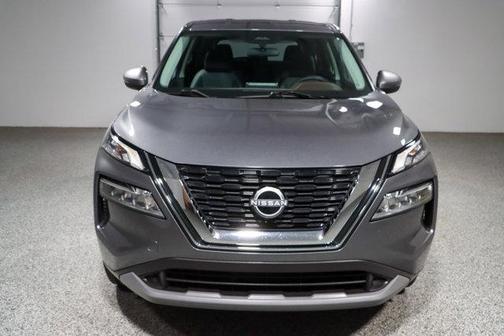 Gun Metallic 2022 Nissan Rogue SV