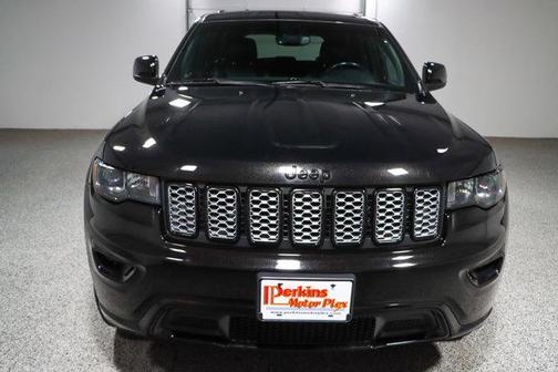 2022 Jeep Grand Cherokee Laredo