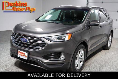 Gray 2019 Ford Edge SEL