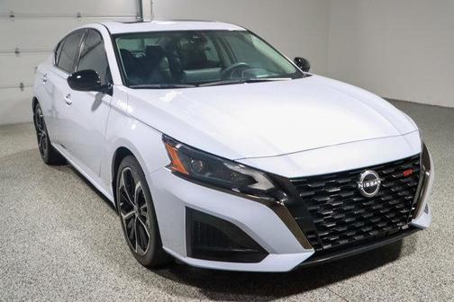 2023 Nissan Altima SR FWD