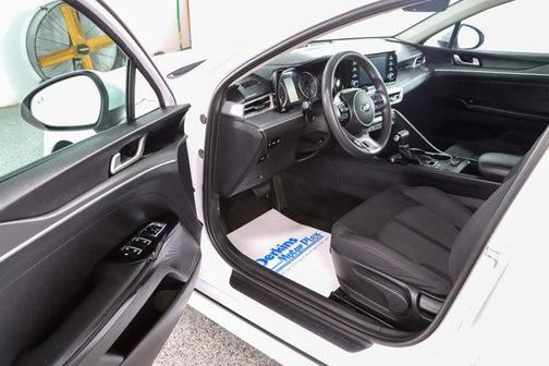 Glacial White Pearl 2021 Kia K5 LXS