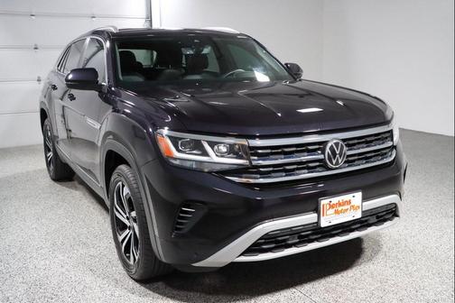 Deep Black Pearl 2023 Volkswagen Atlas Cross Sport 3.6L V6 SEL