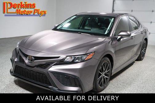 Gray 2023 Toyota Camry SE