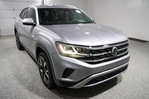 2022 Volkswagen Atlas Cross Sport 2.0T SE