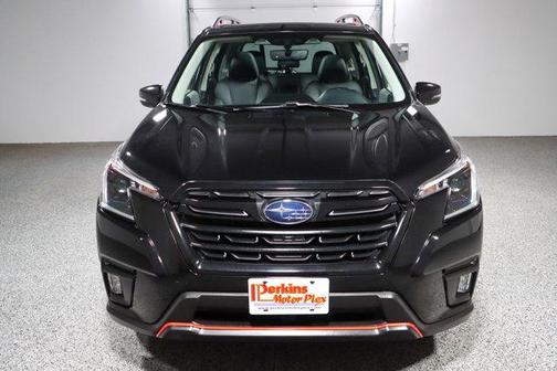 Crystal Black Silica 2024 Subaru Forester Sport