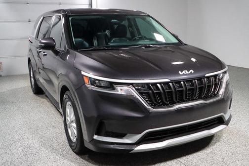 2024 Kia Carnival LX