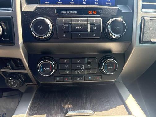 Magnetic Metallic 2020 Ford F-250 Lariat