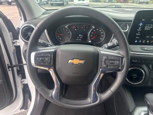 Summit White 2025 Chevrolet Blazer LT