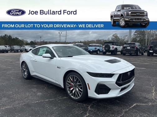 Oxford White 2026 Ford Mustang GT Premium