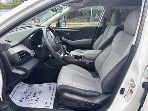 Crystal White Pearl 2021 Subaru Outback Premium