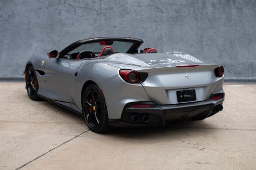 Grigio Titanio Metallic 2022 Ferrari Portofino M Base