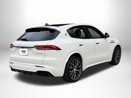 2026 Maserati Grecale Modena