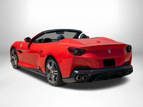 Rosso Corsa 2019 Ferrari Portofino Base
