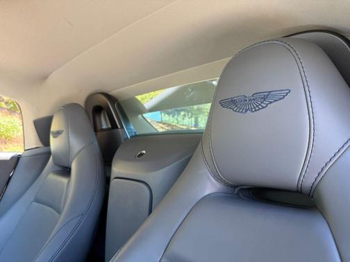 Midnight Blue 2021 Aston Martin Vantage Base