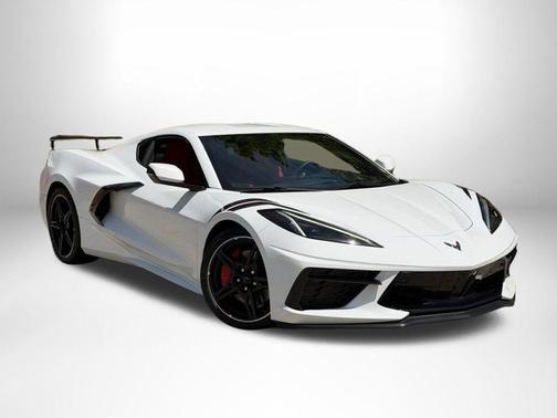 Arctic White 2022 Chevrolet Corvette Stingray w/2LT