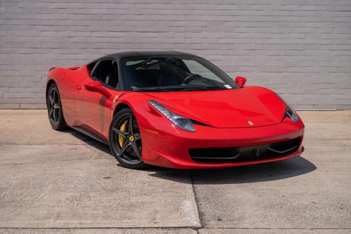 Red 2012 Ferrari 458 Italia Base