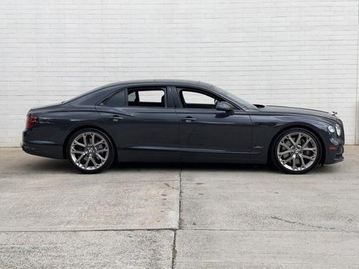 Beluga Black 2023 Bentley Flying Spur Speed