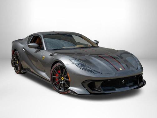 Grigio Ferro 2022 Ferrari 812 Competizione Base
