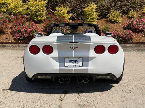 Arctic White 2013 Chevrolet Corvette 427