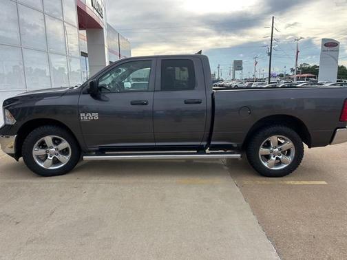 2022 RAM 1500 Classic Tradesman Quad Cab 4x4 64' Box